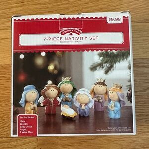 Nativity Set Holiday Time 7-Piece Child Like Figures